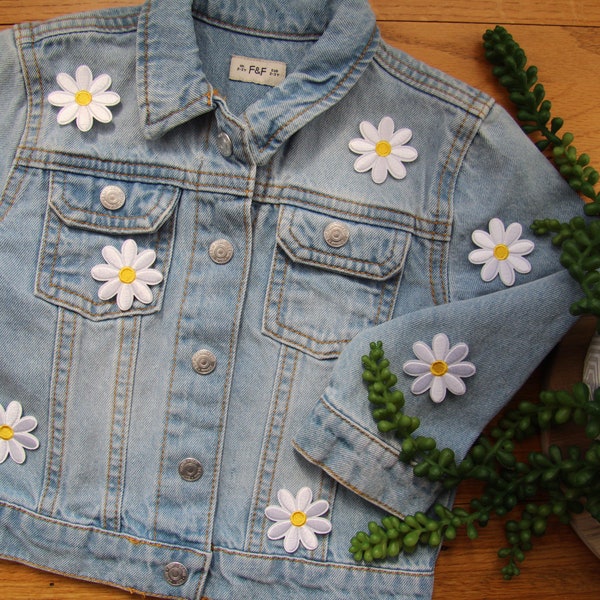 Daisy Flower Iron On Patches | Decorative Patch | DIY Crafts | Embroidered Patch |