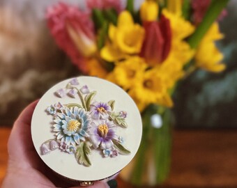 Vintage Ceramic Trinket Box With 3D Floral Design, Vintage Jewellery Storage With Hinged Lid