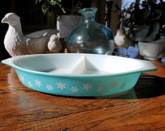 Vintage Pyrex |Turquoise Snowflake Divided Dish | Vintage Rare Find | 1960s