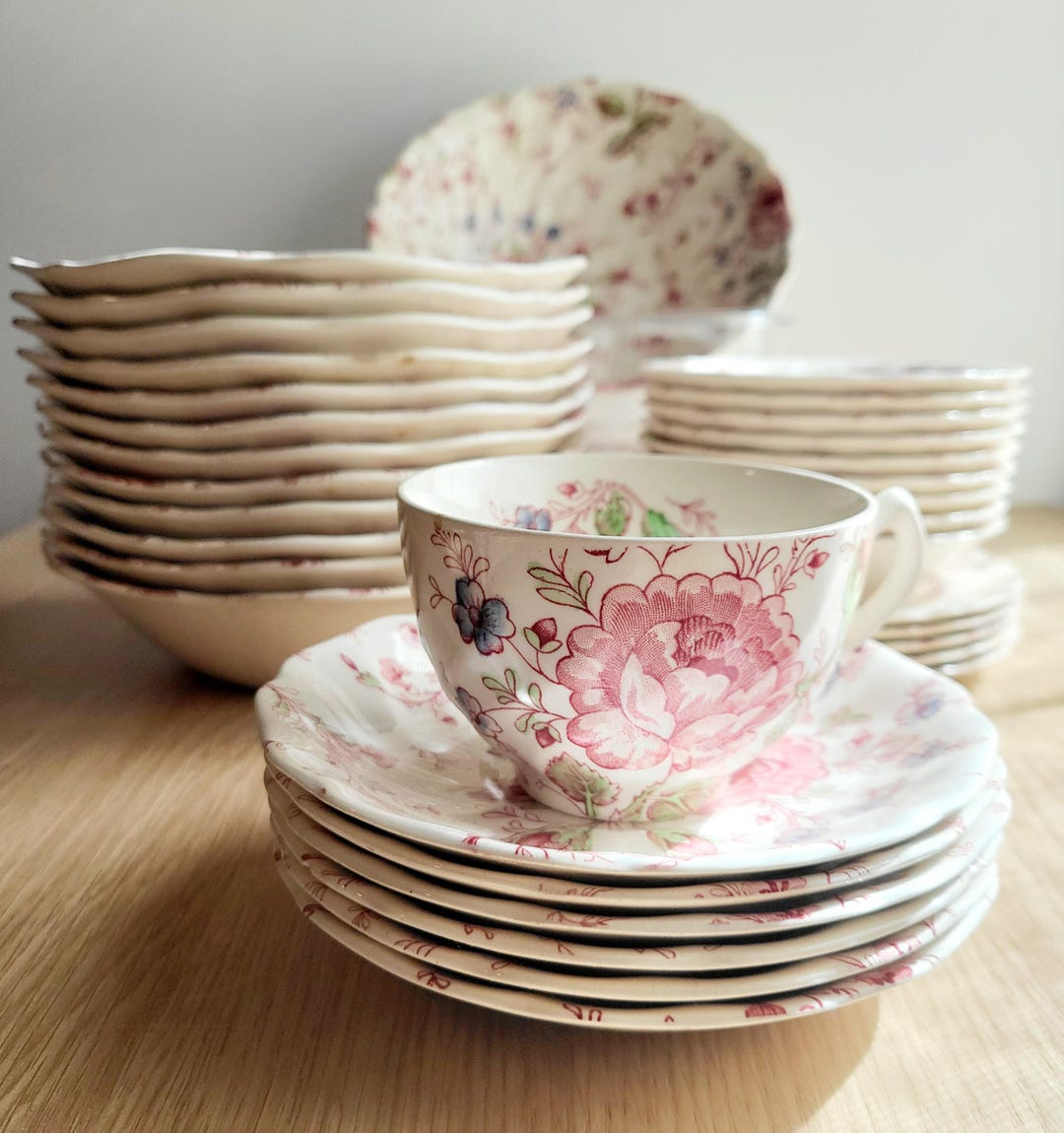 食器 Johnson Bros Rose Chintz blue Johnson Brothers, Rose Chintz Blue | Replacements, Ltd.
