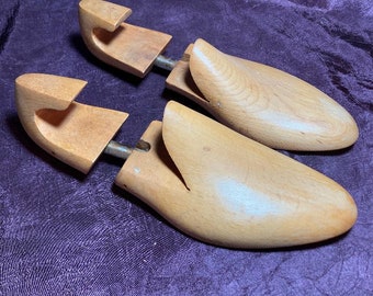 VTG Skoblock i trä, Jugoslavien, storlek 6, europeisk storlek 25