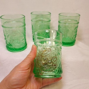 LG Wright Green Hanging Cherries Drinking Glasses - Set of 4