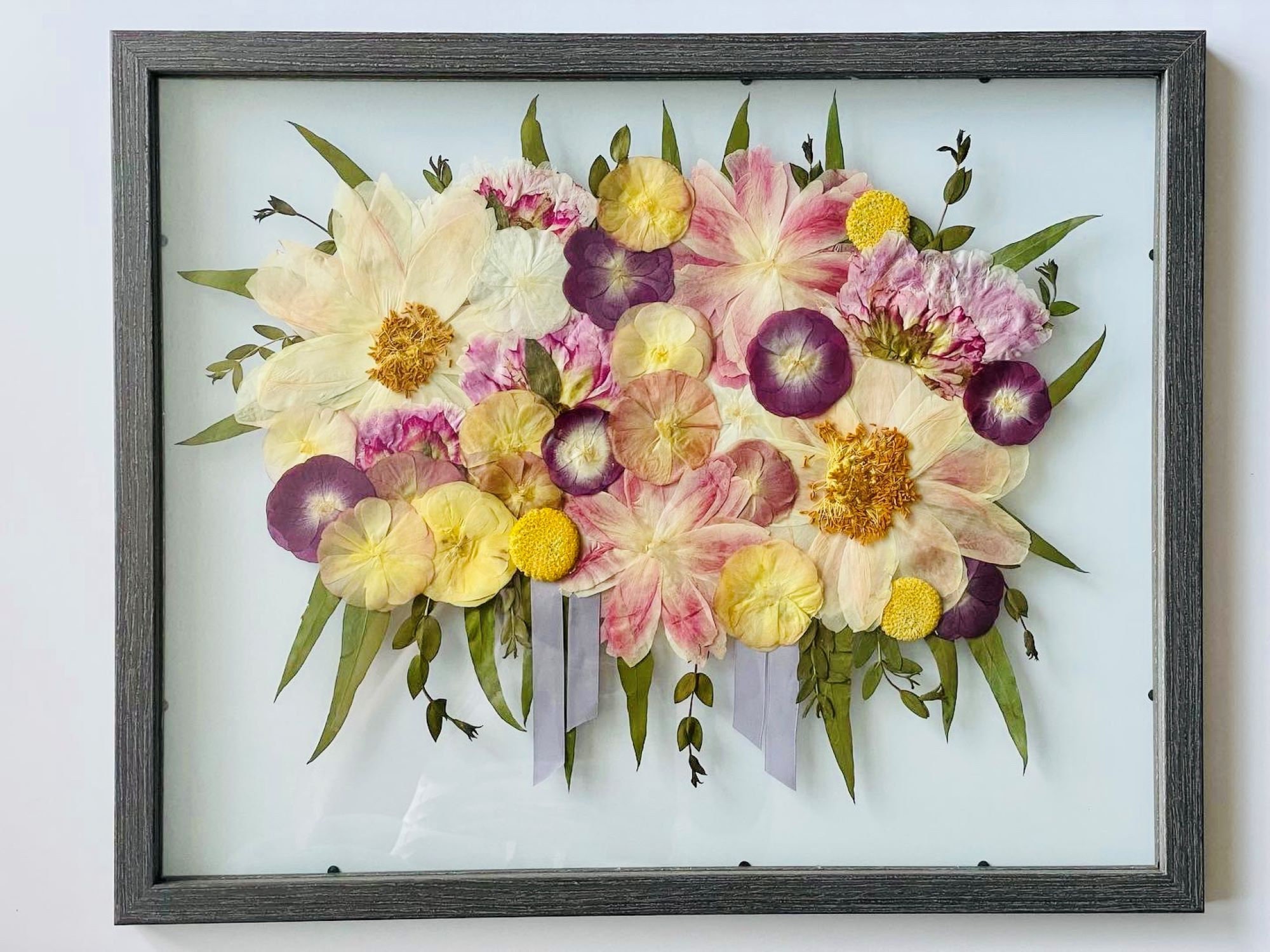 Pressed Flowers in Frame - Beautiful Flower Art – Sprigbox