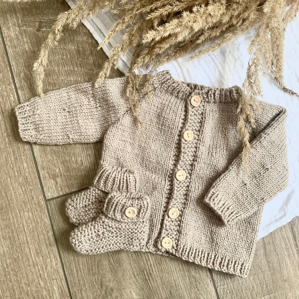 Strickjacke Baby Gr. 56-62 (0-4 Monate), Babyschühchen Set