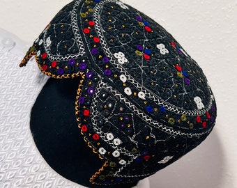 Sombrero Kandahari cosido a mano y hecho a medida / Sombrero Kandahari afgano / Gorra Kandahari hecha a mano afgana / Sombrero tradicional pastún / Sombrero pastún