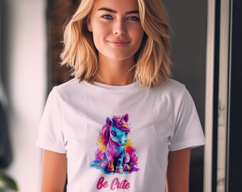 Niedliches Einhorn T-Shirt - Be Cute - Unisex Softstyle T-Shirt