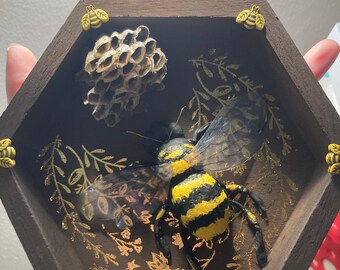 Real Honeycomb Bumblebee Clay Art