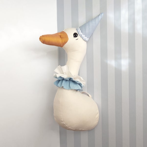 Duck Head, Wall Mount Head Duck, Baby Room Decor Stuffed Animal Heads Nursery Decor House Kids decor