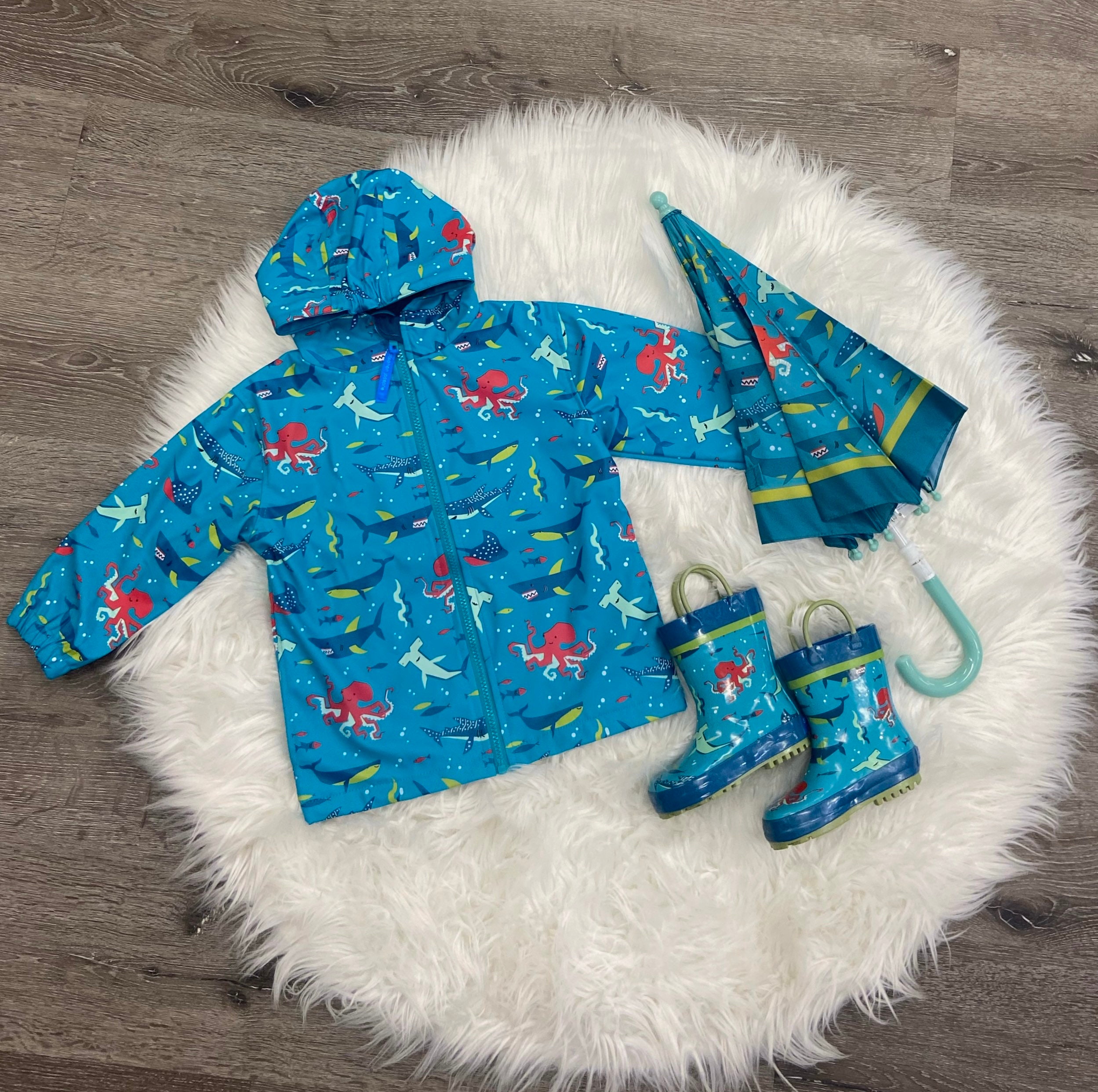 Boutique Shark Rain Gear. Rain Coat. Rain Boots. Umbrella 2T 3T 4T 4 5 5 6 6x 7 8