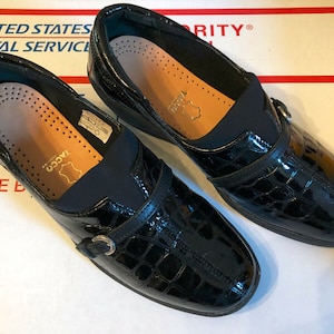 Portugal-made Women&#39;s Shoes with Black Crock Embossed Lacquered Leather Top Sz 37