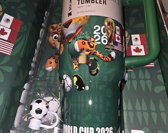 Limited Edition mexikansk Jaguar Stanley-tumbler. Nytt i låda med bärväska, sugrör och sugrörstopp.