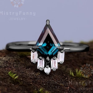 Mysterious Colour Change Kite-Cut Alexandrite 925 Sterling Silver Black Gold Plated Engagement Ring Blend of Grace & Romance Gemstone Ring
