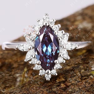 Luxury Marquise cut Alexandrite ring for women Handmade Engagement ring June Birthstone Ring Anniversary colour changing Gemstone Ring