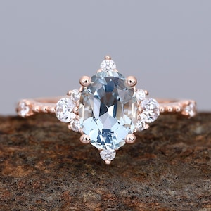Luxury Oval Cut Natural Aquamarine 925 Sterling Silver Ring For Women Engagement Ring Handmade Birthstone Ring Anniversary Gifts For Her