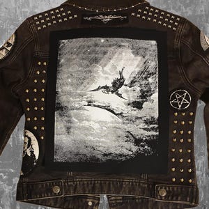 May include: A set of three ceramic mugs with a speckled, matte finish in cream, light grey, and dark grey. Each mug has a simple, minimalist design, suitable for coffee or tea.