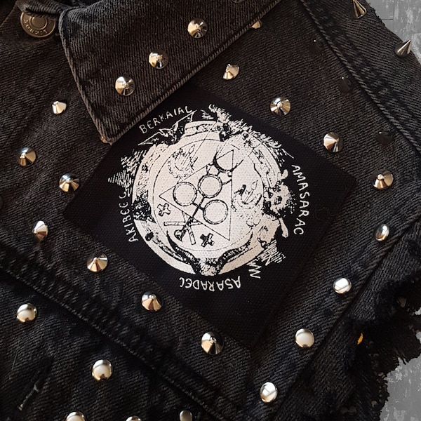 Goetic circle Sorcerous circle screen printed patch Eliphas Levi Horror Punk Black metal Goth Occult Magick Haute Magie Witch