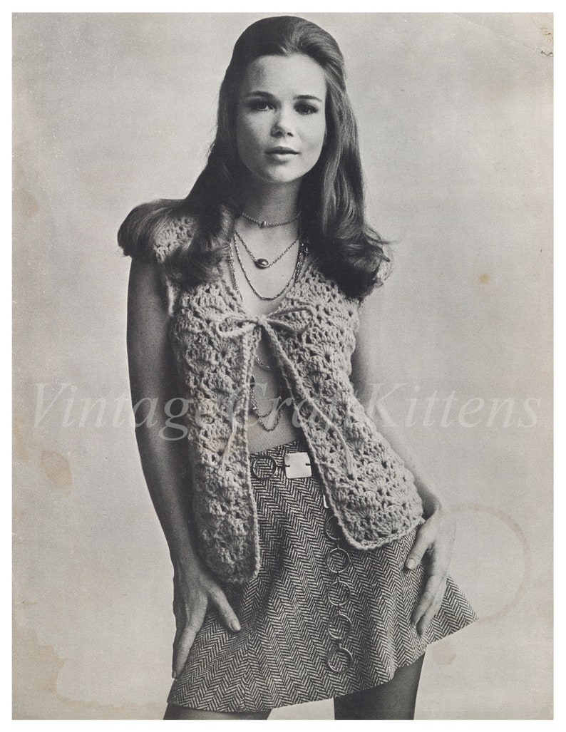 1960s Coral Melon Crochet Knit Top | XS/S