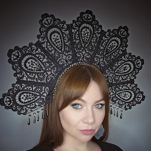 Black Filigree Lace Kokoshnik Crown