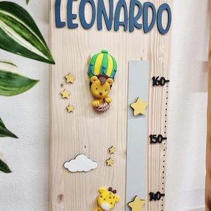 Metro altezza per bambini con animaletti in mongolfiera, metro altezza, cameretta, animaletti in fimo, modellati a mano, idea regalo bambini