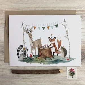 Carte de naissance, carte de voeux, joyeux anniversaire - cerf et renard