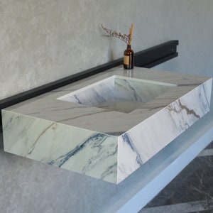 Handgjord Dekton Onirika Trance diskho, kommodbänk i porslin