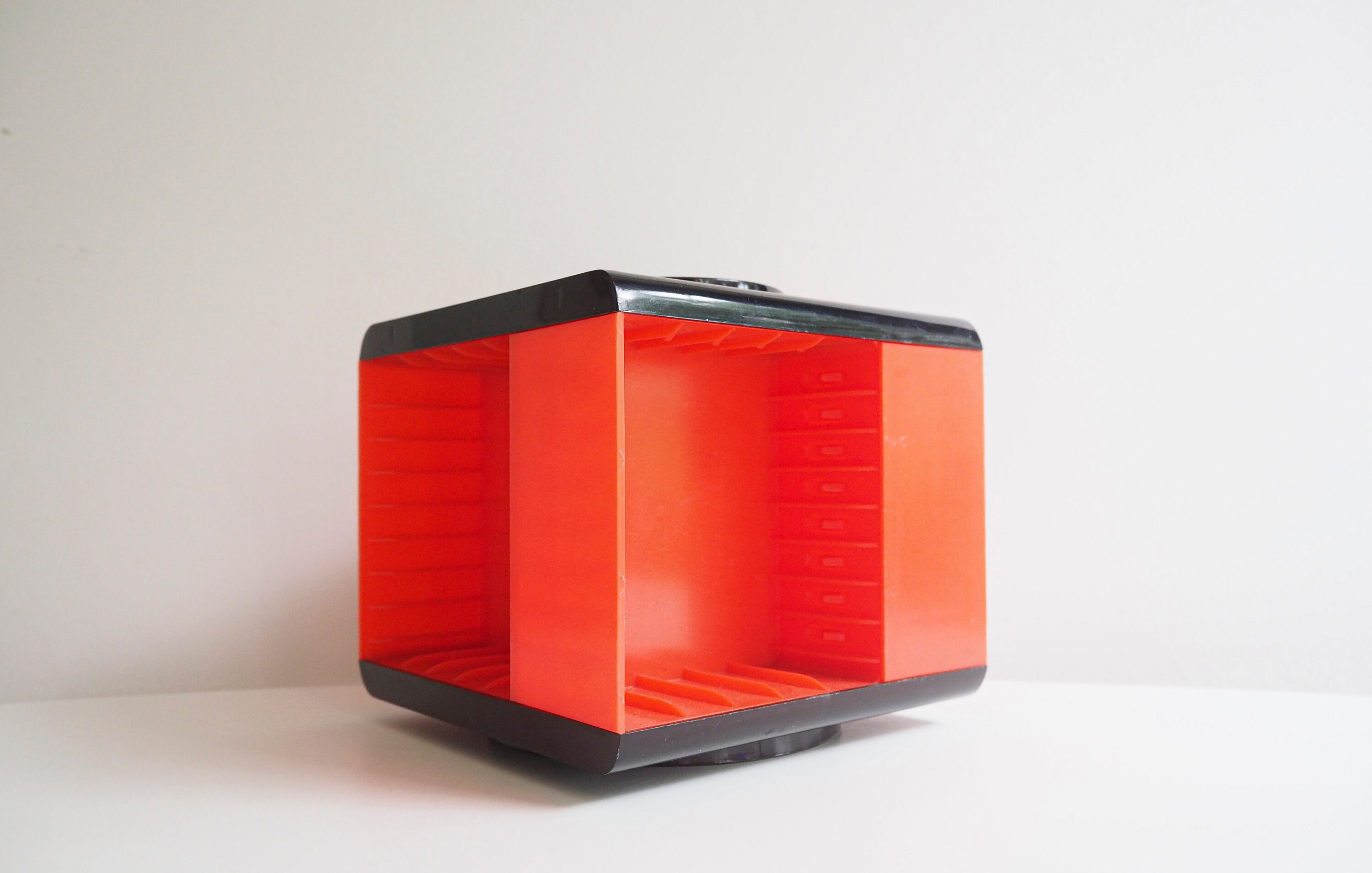 On Sale, Vintage Cassette Carousel Holds 20/32 Tapes Bar Green In Color