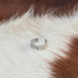 cross stamped ring