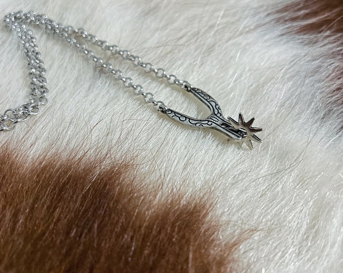 silver spur necklace