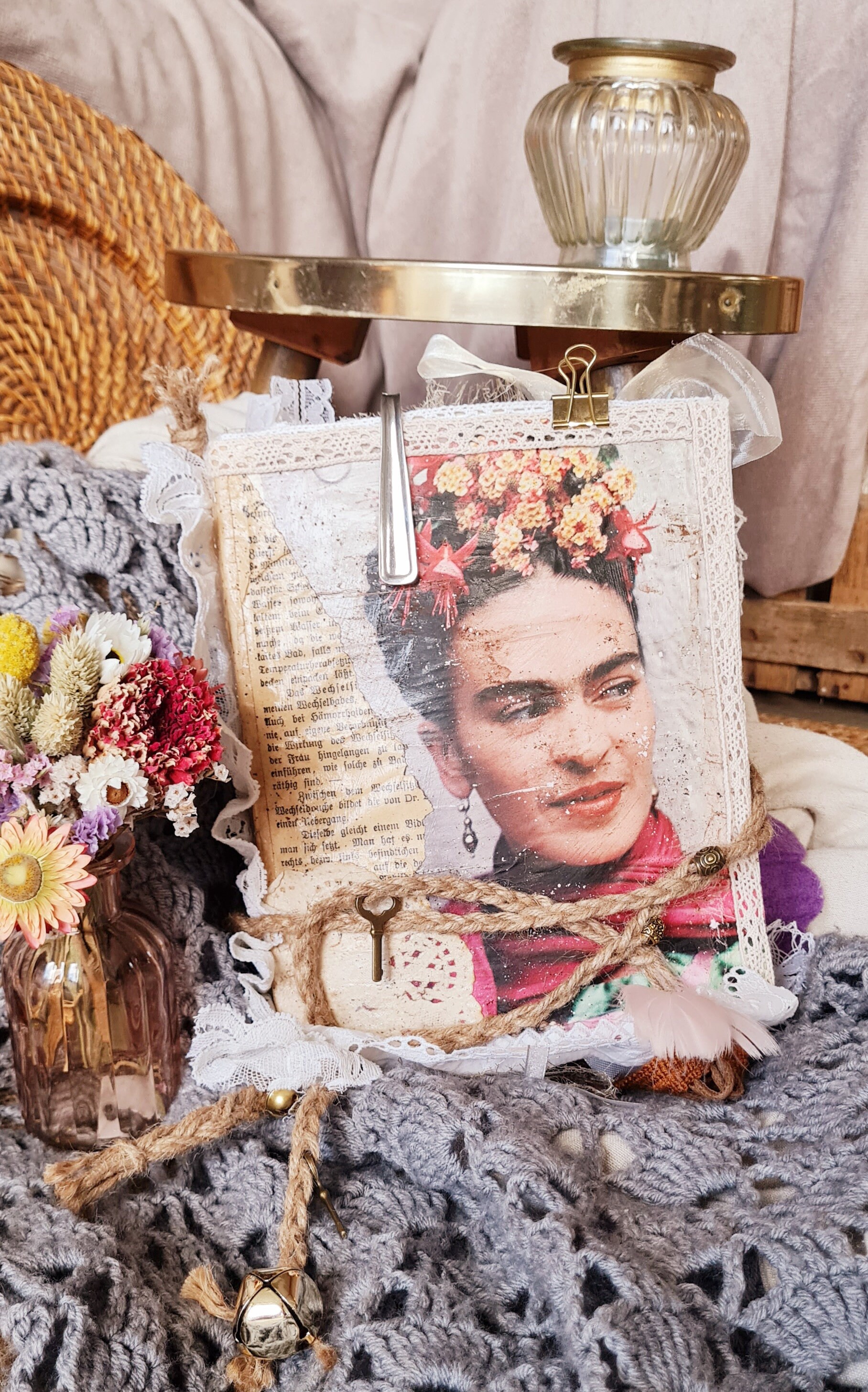 JUNKJOURNAL/ HEY GIRL/ Boho Journal/ Scrapbook/ Vintage Journal/ Junk