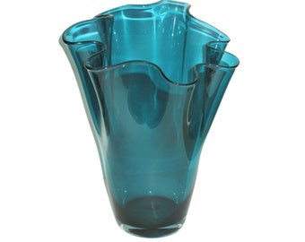 CO-17-203-TK - Table vase wavy glass vase turquoise green approx. 21x21x30 cm - Handmade in Europe, mouth-blown premium quality vase