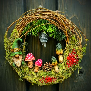 Cottagecore Wreath, Witchy Wreath, Witchy Decor, Crystal Decor, Mushroom Decor