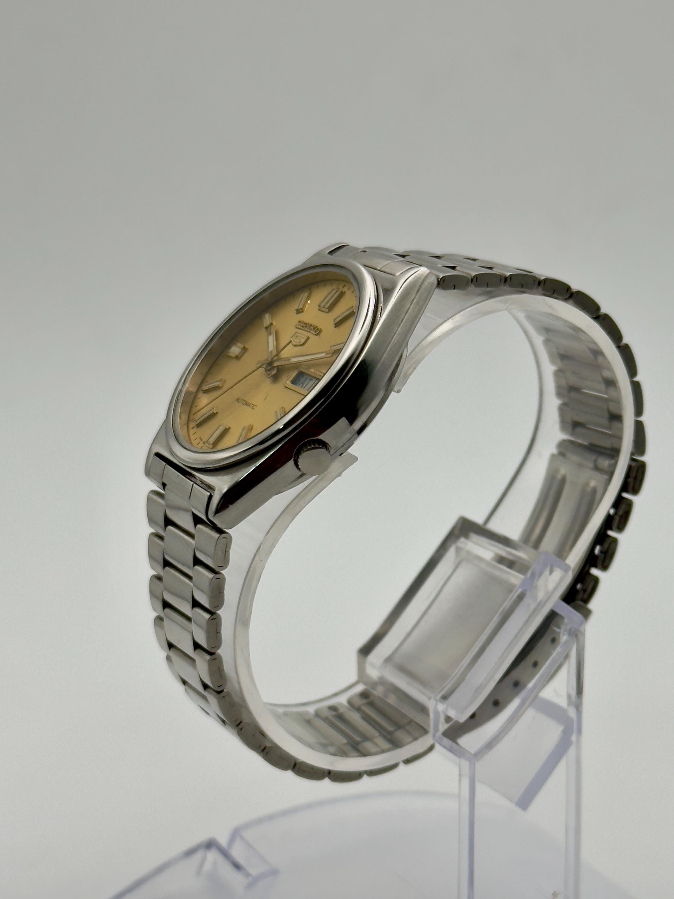 SEIKO 5 Watch, AUTOMATIC Watch, Seiko5 Caliber 7009-821A From 1978