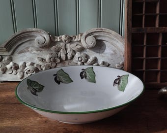Italian Vintage Vine Leaves Dish.