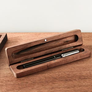 Boîte à stylos en bois personnalisée | Vitrine personnalisée pour stylos plume | Cadeau unique de fête des pères ou d'anniversaire pour lui | Cadeau professeur
