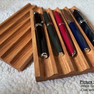 Bandeja para Canetas em Nogueira | Presentes para Professores | Bandeja de Madeira para Canetas de Mesa | Porta-Canetas Exclusivo para Mesa | Organizador de Gaveta de Mesa imagem 3