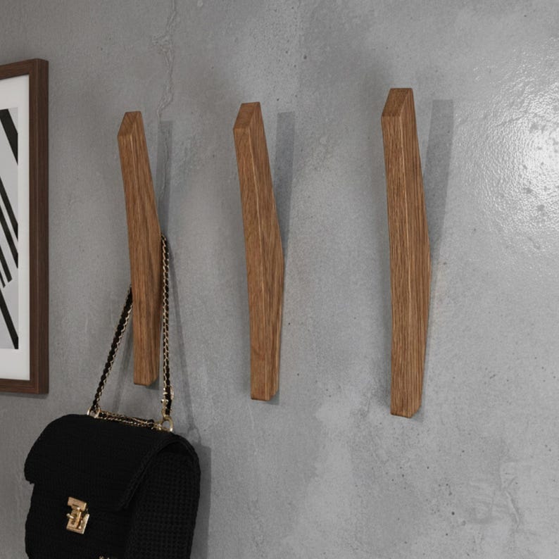 Klädhängare i teak, mid-century modern, förvaring i entrén, inflyttningspresent, MCM-dekor, väggkonsthylla med krokar, valnöt iroko (afrikansk teak) bild 4