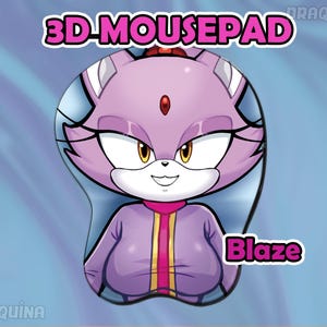 以下が含まれることがあります： 紫色の毛皮、黄色の目、額に赤い宝石を持つ漫画のキャラクターが特徴の3Dマウスパッド。キャラクターは、金のアクセントが付いた紫色の衣装を着ています。「3D-MOUSEPAD」と「Blaze」の文字があります。