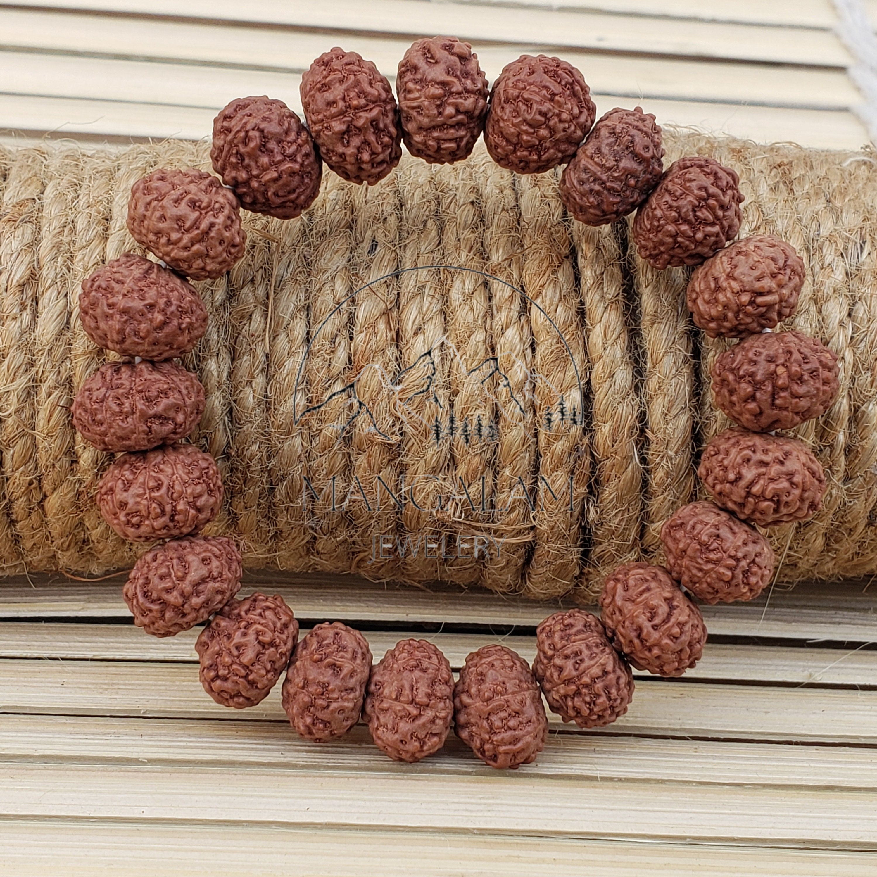 9ムキ(面)ルドラクシャ10mm1連Rudraksha(M) 9ムキ(面)ルドラクシャ10mm1連Rudraksha(M) - メルカリ