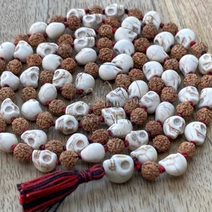 Howlite Skull Bead Necklace With Rudraksha, Meditation Beads, Skull Mala, Kali Beads, Skull Prayer Beads, Kali Mala, Hindu Mala