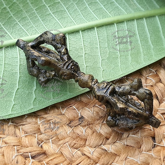 Vajra Dorje Bouddhiste En Laiton - Outil Rituel Tibétain Vintage - 8.3x2.5 Cm - 8