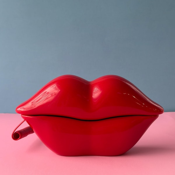 Vintage Lips Telephone