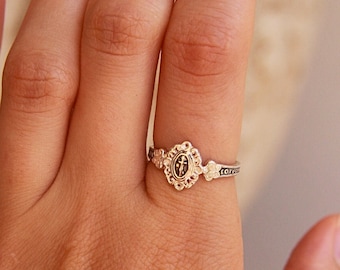 Anillo vintage para mujer con cruz en plata 925, oración cirílica grabada, regalo de joyería cristiana rusa.