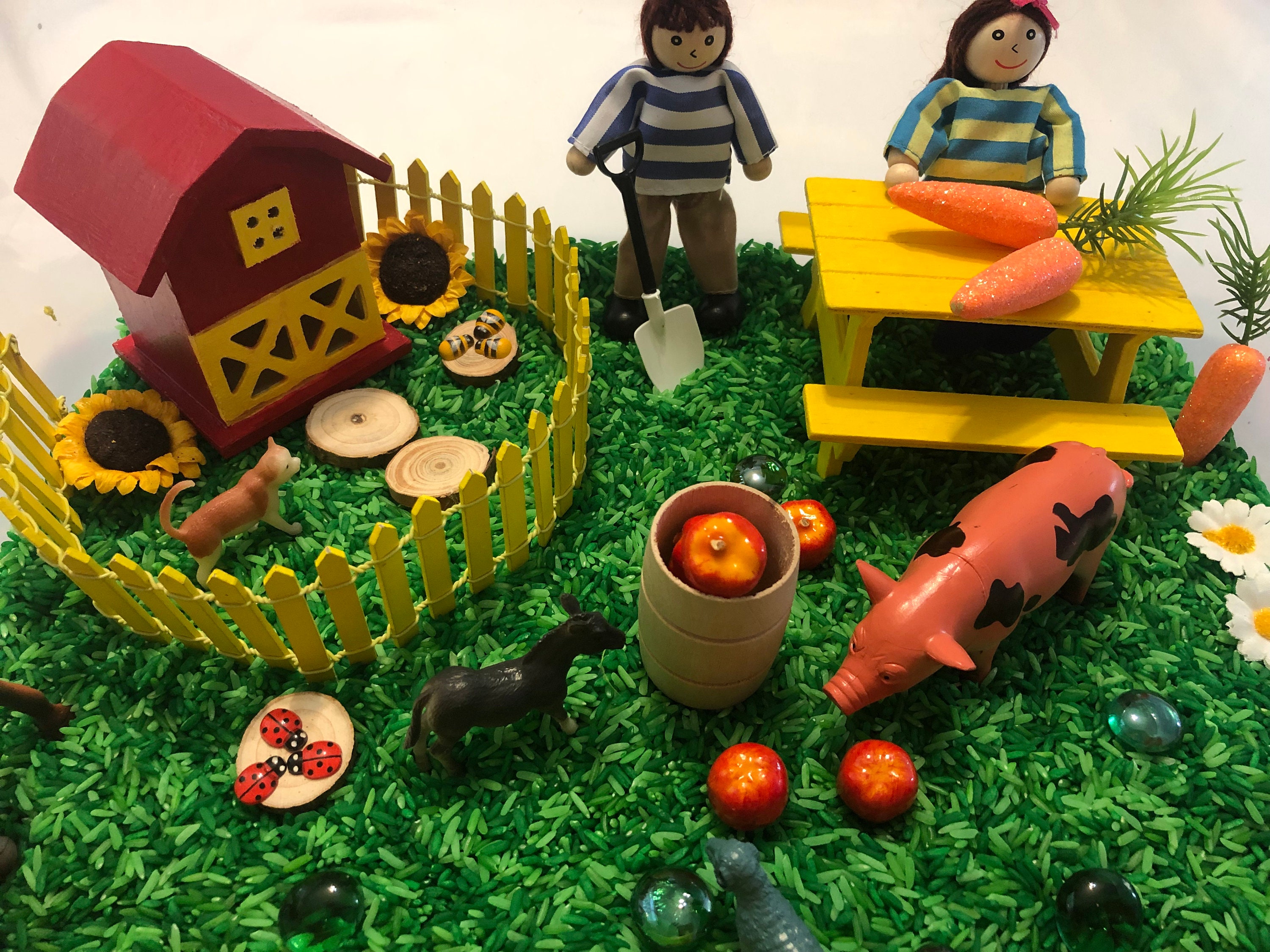 Farm Sensory Bin/Farm/Montessori/Children/Animals Sensory/Sensory Kit/Sensory Box/Sensory Play/Sensory Toys/Imaginative Play