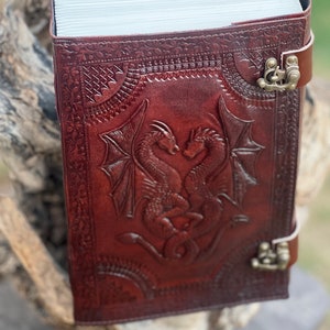 Diario in pelle doppio drago Fogli di carta dall'aspetto vintage Regalo antico/medievale/personalizzato, diario grimorio, regalo
