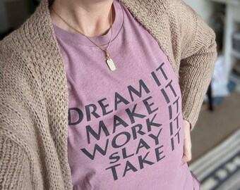 Boss Babe "IT" T-shirt, Mompreneur Tshirt Design, Power Mantra Apparel with Feel Good Fashion, Girl Boss, Small Business Apparel