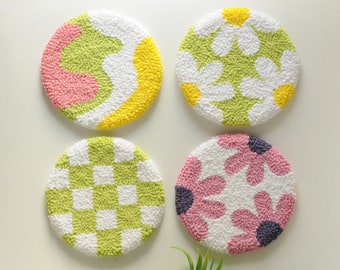 Punch Needle Coaster: Daisy, Checkered Tufted Mug Rug