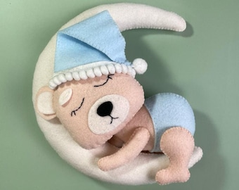 Bear on the Moon Felt Pattern/ PDF Pattern,baby bear sleeping on the moon PDF Pattern. DIY Baby bear, moon, Easy pattern, decoration