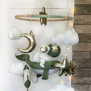 Space babymobiel jongen-Green Whale mobiel voor kinderkamer Schaduwrijk-geslachtsneutraal babymobiel Lunar babywieg mobiel - Nautical Mobile Ocean