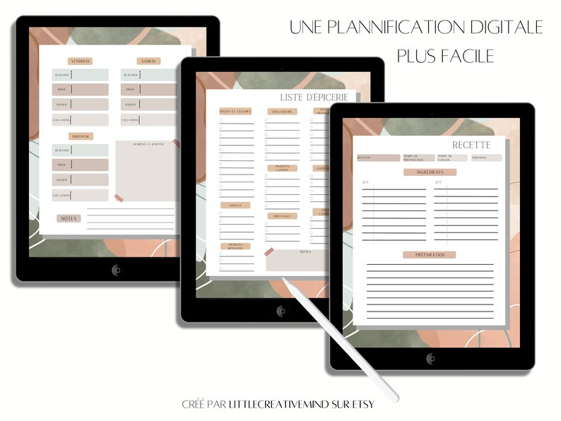 Puede incluir: Tres plantillas de planificador digital en la pantalla de una tableta. Las plantillas son para la planificaci&oacute;n de comidas, listas de la compra y recetas. Las plantillas tienen un dise&ntilde;o moderno y minimalista con una combinaci&oacute;n de colores verde, marr&oacute;n y beige. El texto en las plantillas dice "UNE PLANNIFICATION DIGITALE PLUS FACILE", "LISTE D'&Eacute;PICERIE" y "RECETTE".