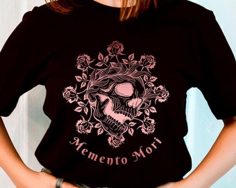 Memento Mori Floral Skull – Camisa “Remember Your Death” – Camisa católica para mulheres